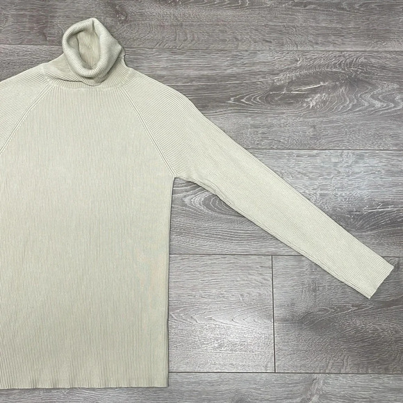 525 America Ribbed Knit Turtleneck Sweater M - Picture 5 of 14